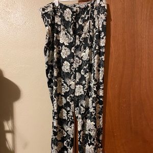 Trouser type silky pants